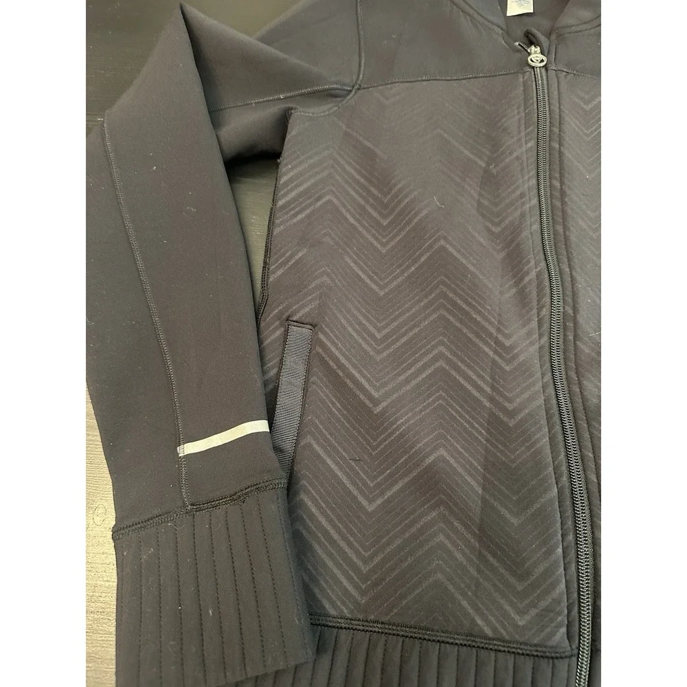 ivivva‎ by lululemon Black Zip Up Jacket* Size 14